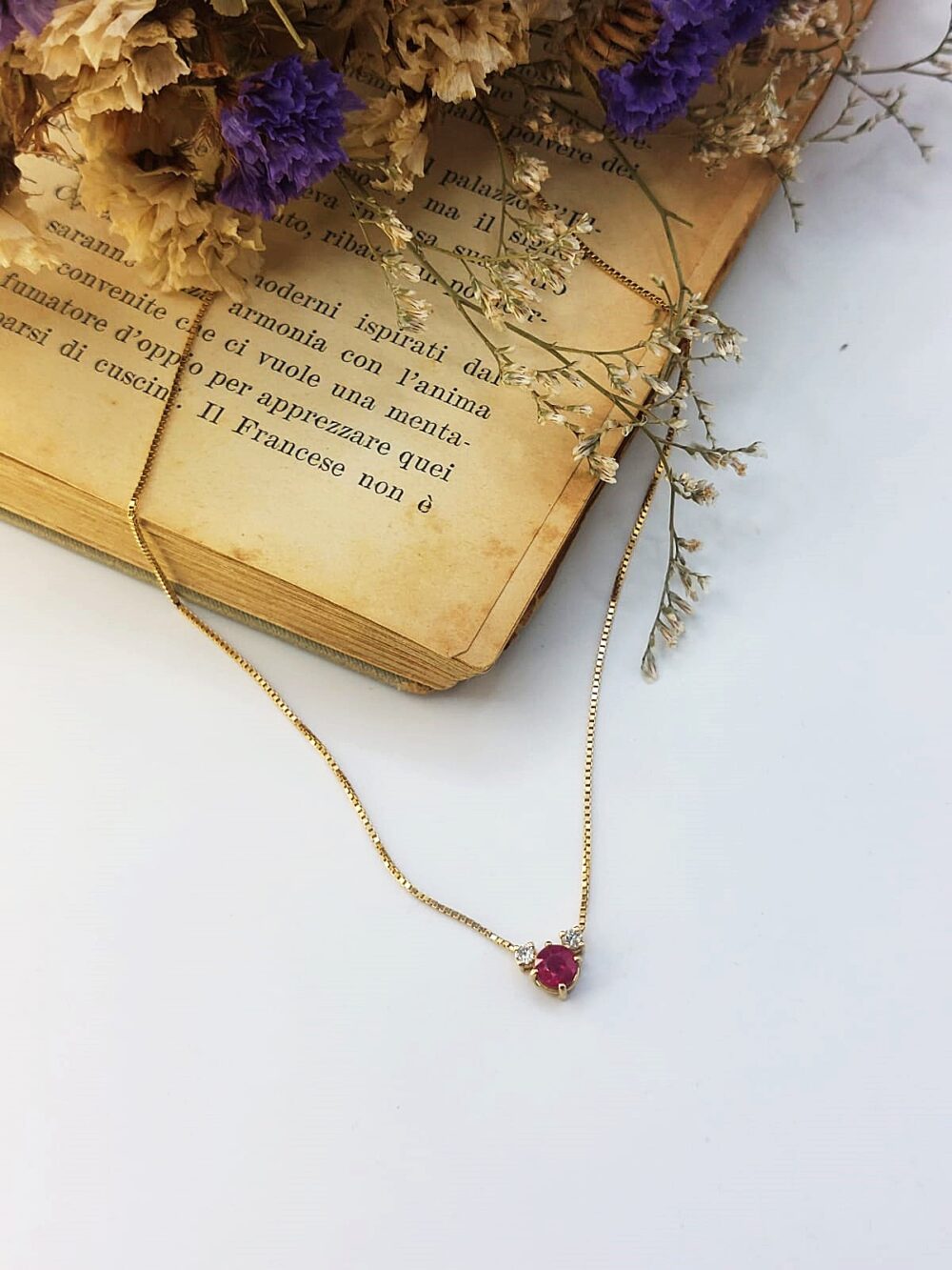 Collana Oro Giallo diamanti e rubino